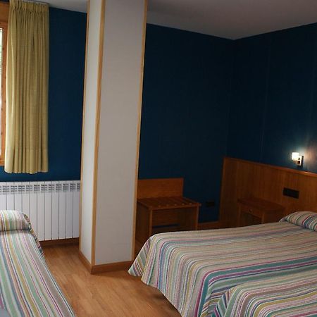 Hostal Los Valles Bielsa Luaran gambar