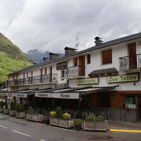 Hostal Los Valles Bielsa Luaran gambar