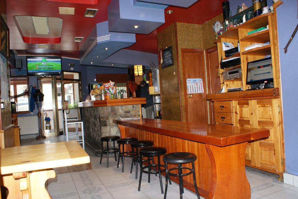 Hostal Los Valles Bielsa Luaran gambar