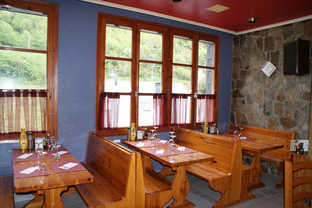 Hostal Los Valles Bielsa Luaran gambar